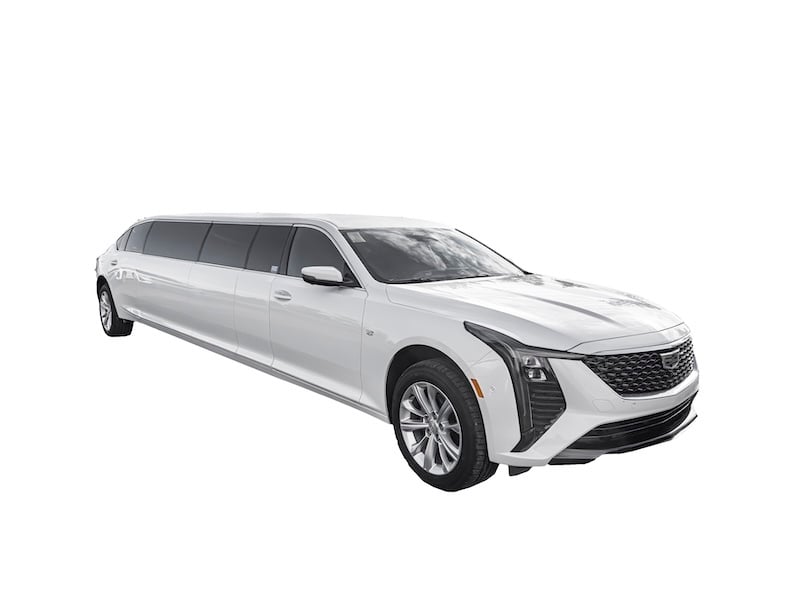 Cadillac Limoiusine - 10 pass AMPM
