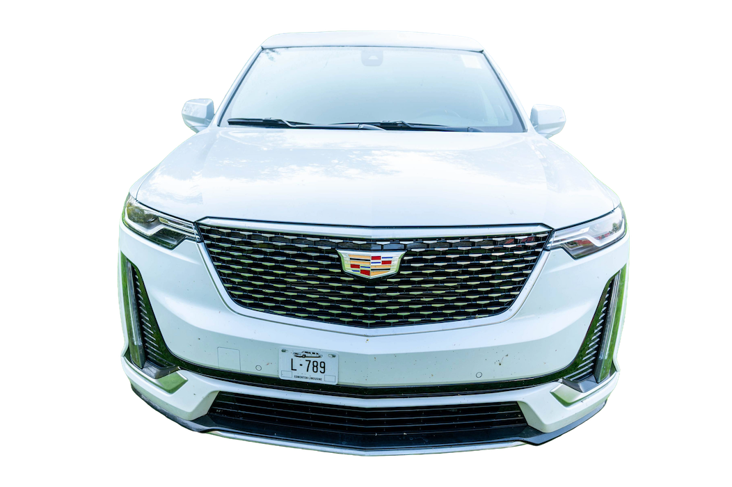 AM PM Limousine Front of Car