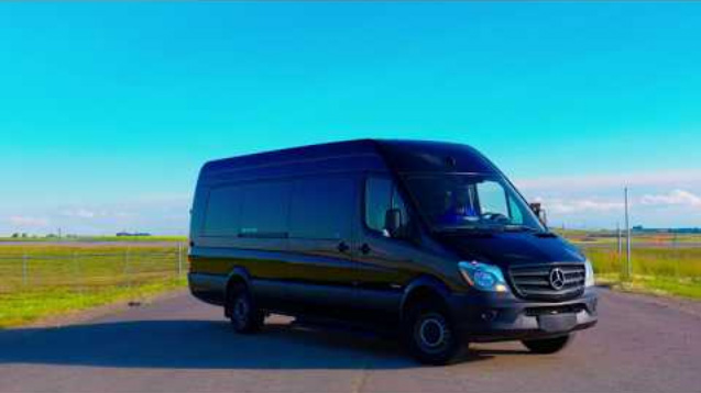 mercedes-party-bus-limo-pg