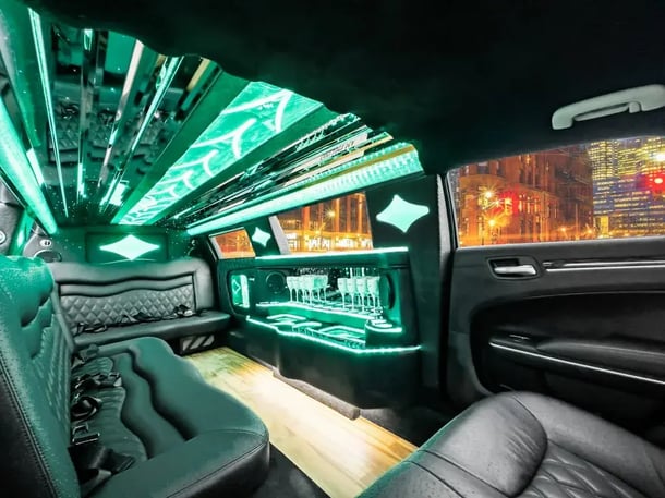 ampm-cadillac-ct5-limousine-interior