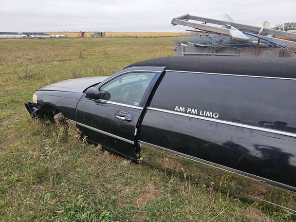 ampm-lincoln-town-car-out-to-pasture