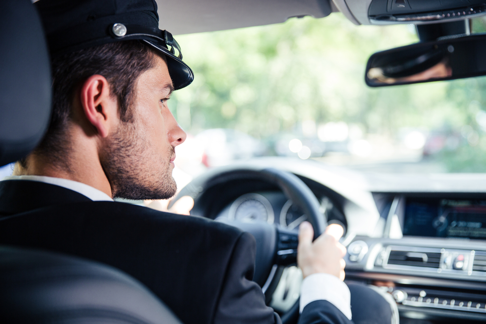 5 Reasons to Hire Private Transportation Instead of Ride Sharing